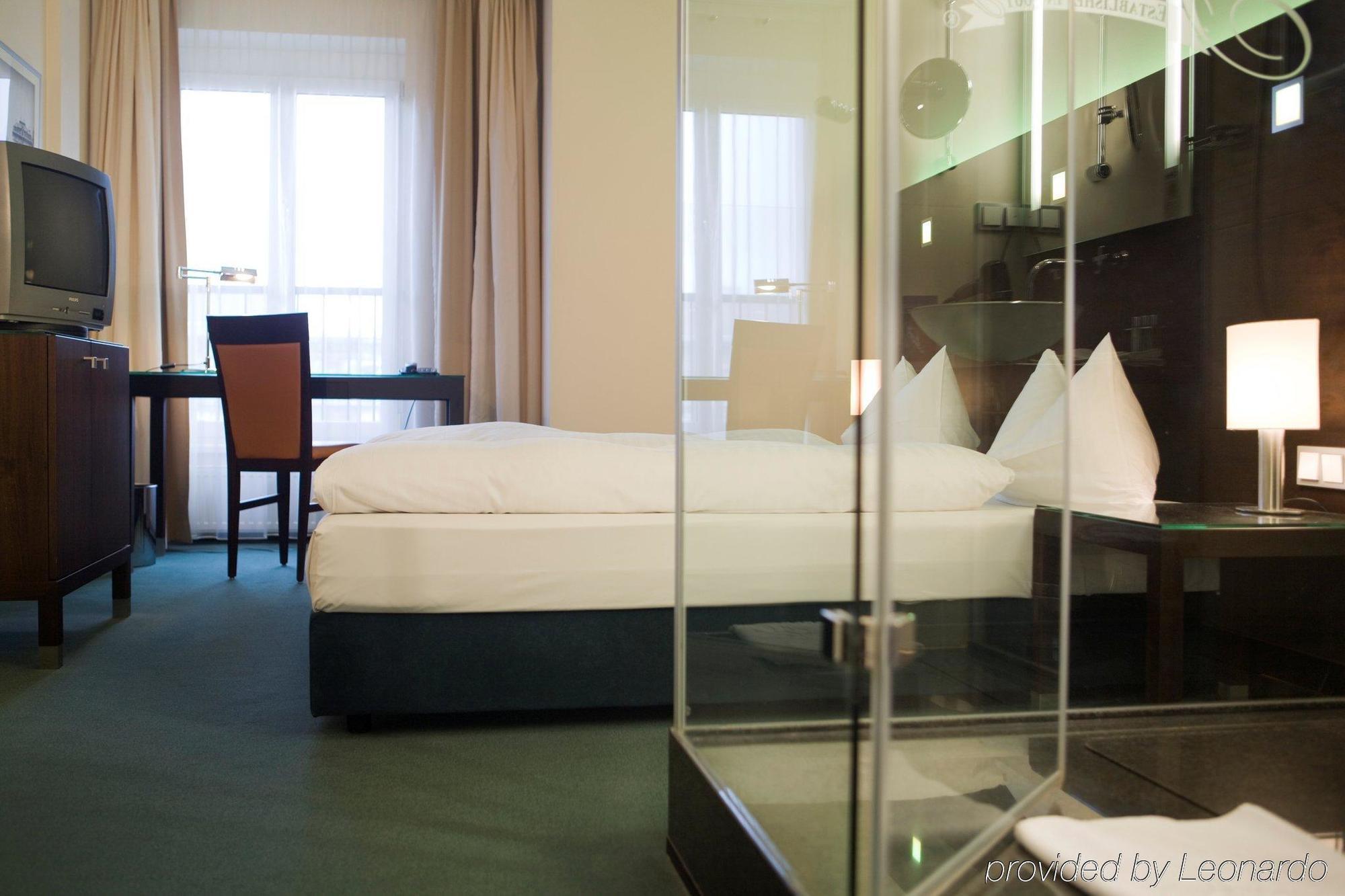 Flemings Hotel Frankfurt Hamburger Allee フランクフルト 部屋 写真