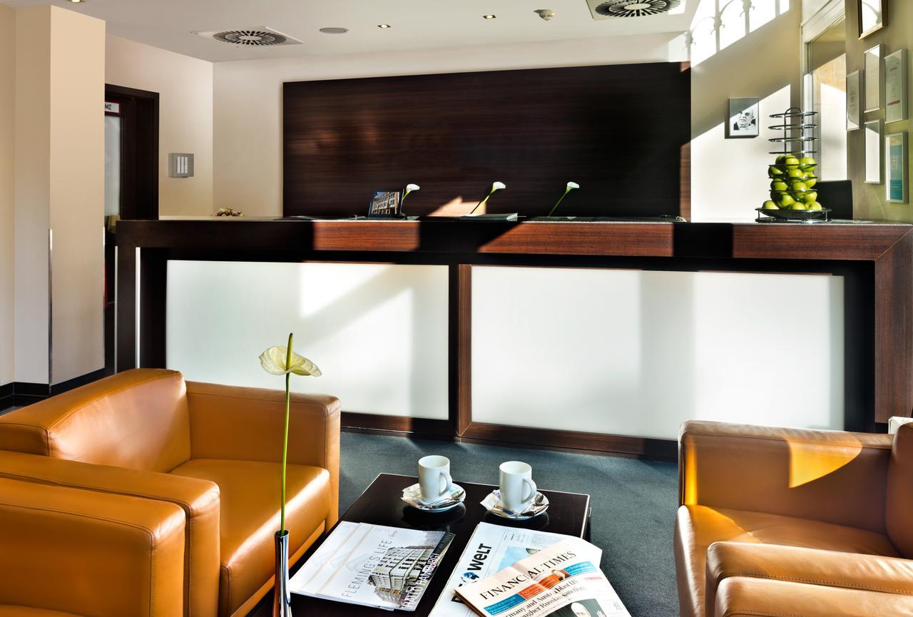 Flemings Hotel Frankfurt Hamburger Allee フランクフルト エクステリア 写真