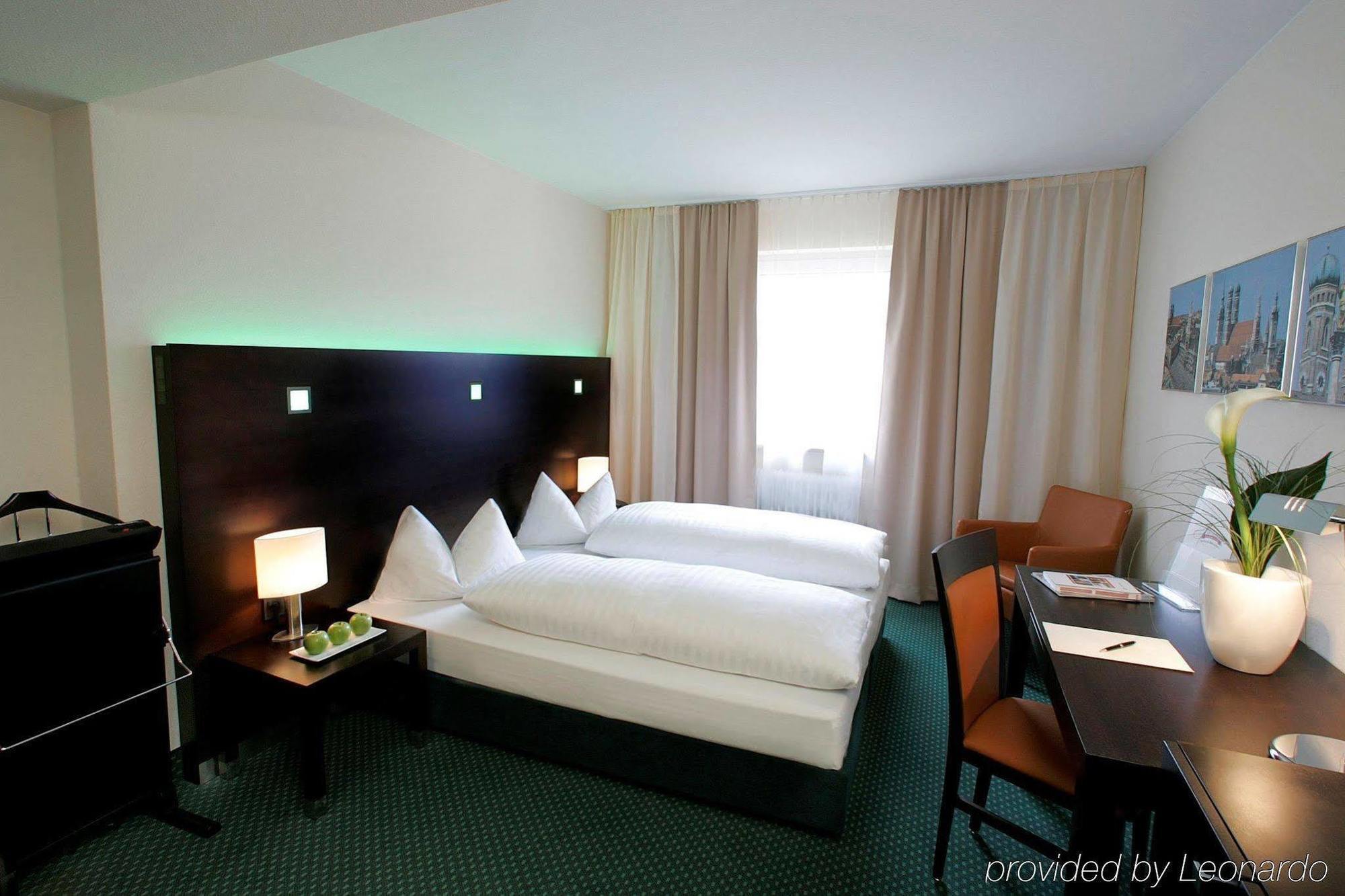 Flemings Hotel Frankfurt Hamburger Allee フランクフルト 部屋 写真